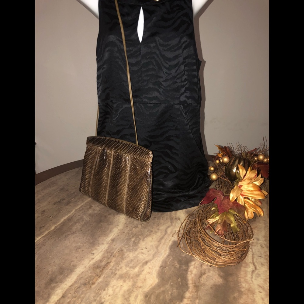 ⬇️⬇️OLIVE GREEN REPTILE BAG